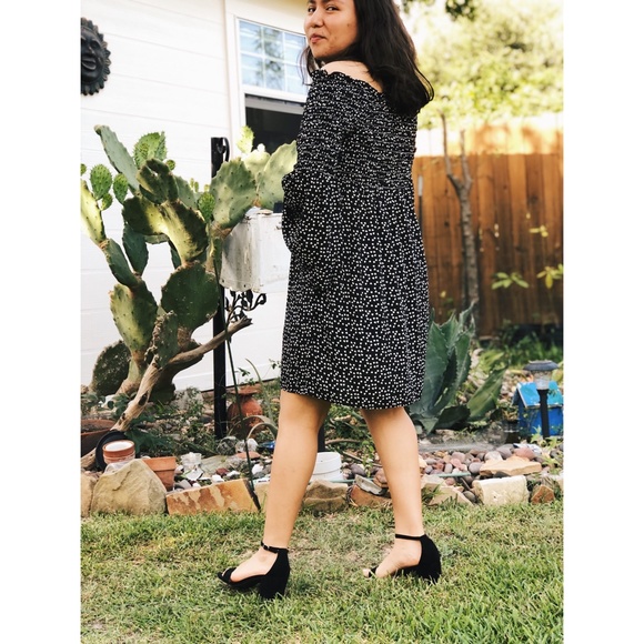 Max Studio Heart Print Black and White Off the Shoulder Bell Sleeve Dress S - Picture 5 of 13